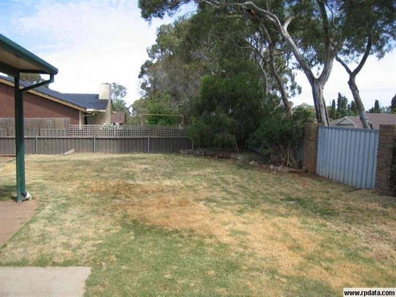 5 Menka Street, Hillbank SA 5112