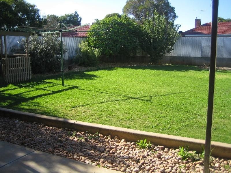 26 Peacock Road, Elizabeth Downs SA 5113