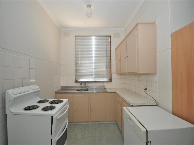 5 Jeffries Road, Elizabeth South SA 5112