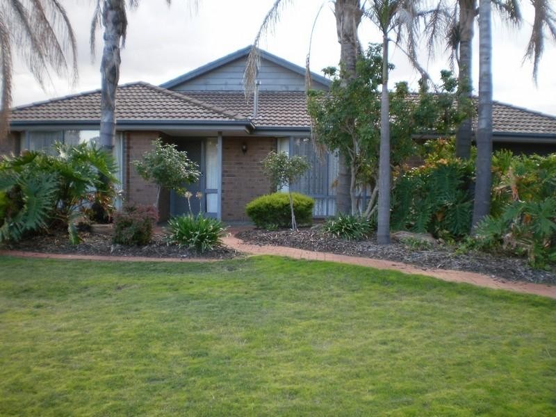 13 Currumbin Avenue, Blakeview SA 5114