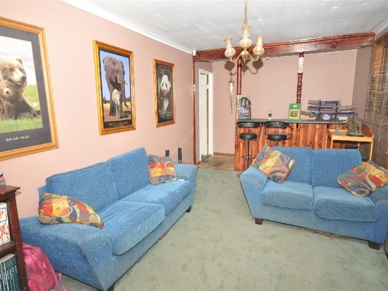 31 Paginton Crescent, Elizabeth East SA 5112