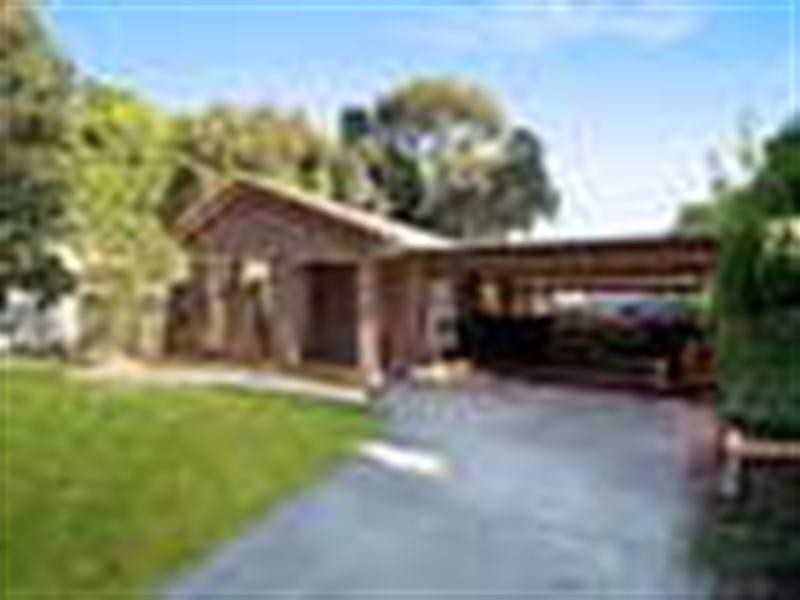 4 Rogers Crescent, Paralowie SA 5108