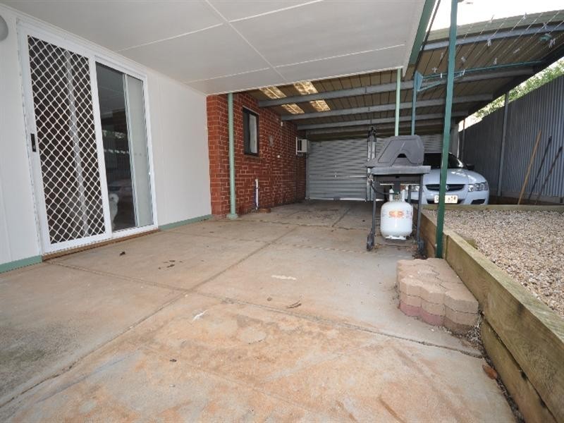4 Salway Street, Elizabeth Park SA 5113
