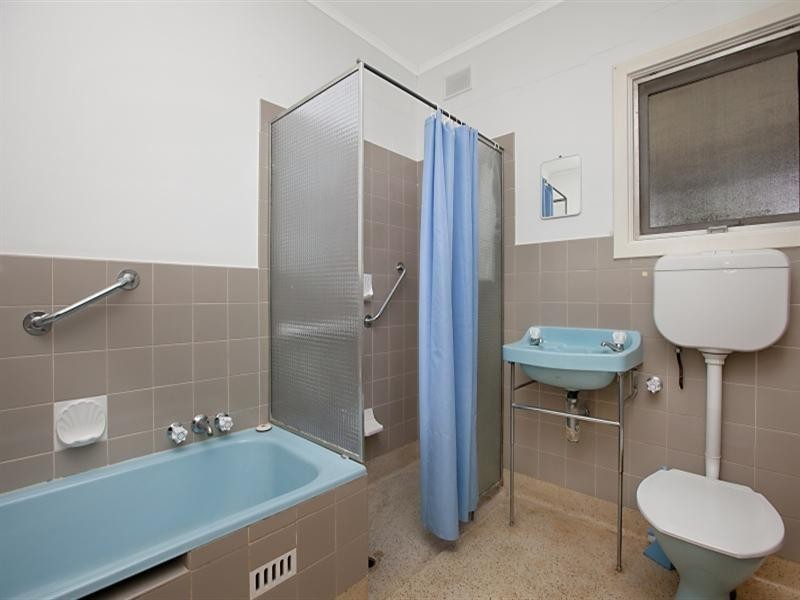 28 St Leonard Crescent, Elizabeth Downs SA 5113