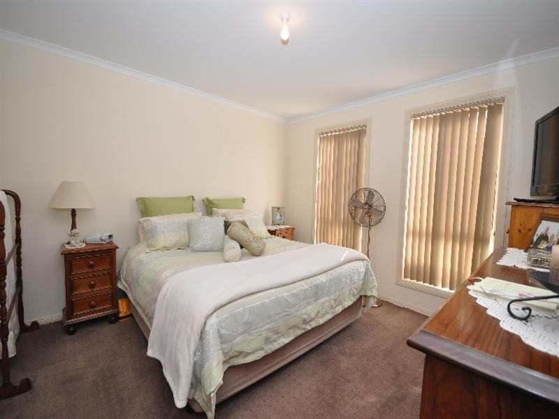 11 Jarrah Drive, Munno Para West SA 5115