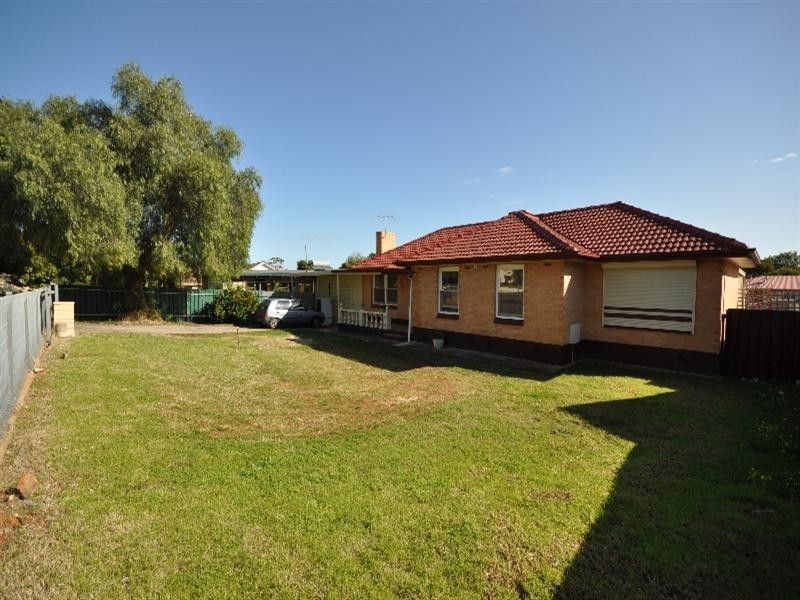 13 Halsey Road, Elizabeth East SA 5112