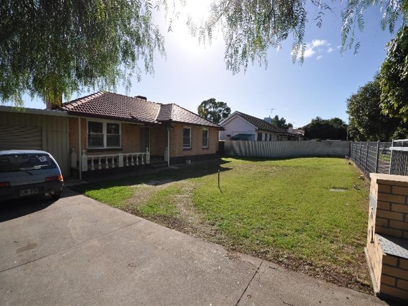 13 Halsey Road, Elizabeth East SA 5112