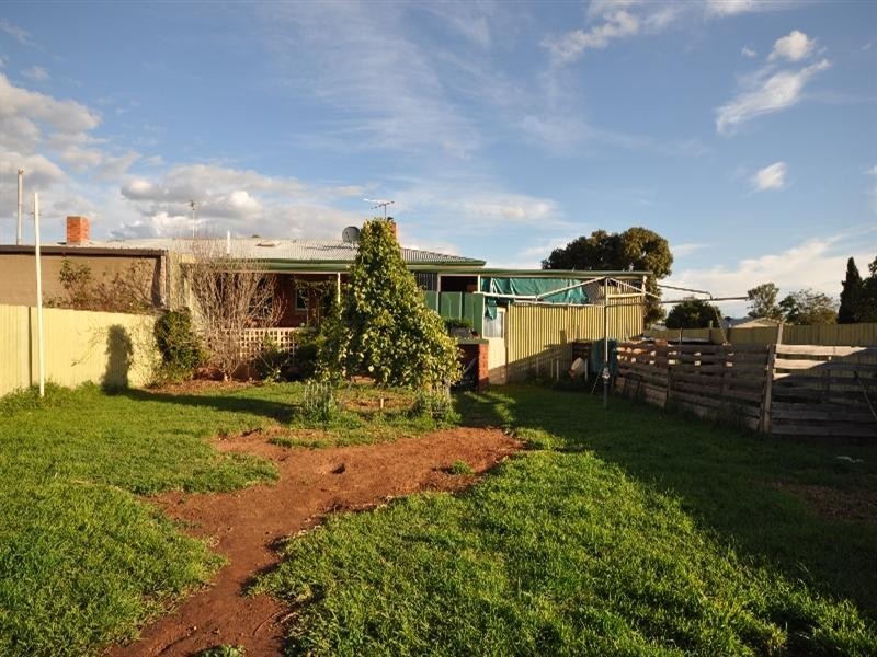 9 Dayman Street, Elizabeth Park SA 5113