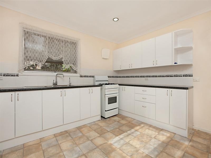 21 Wahroonga Drive, Smithfield SA 5114