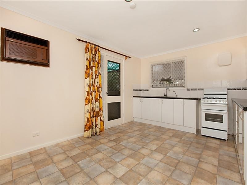 21 Wahroonga Drive, Smithfield SA 5114