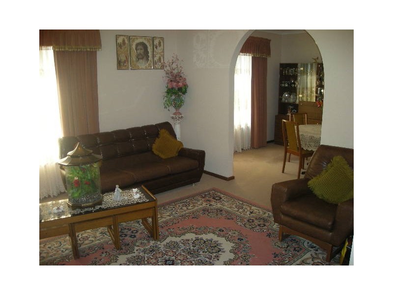 19 Hedgerow Drive, Gulfview Heights SA 5096