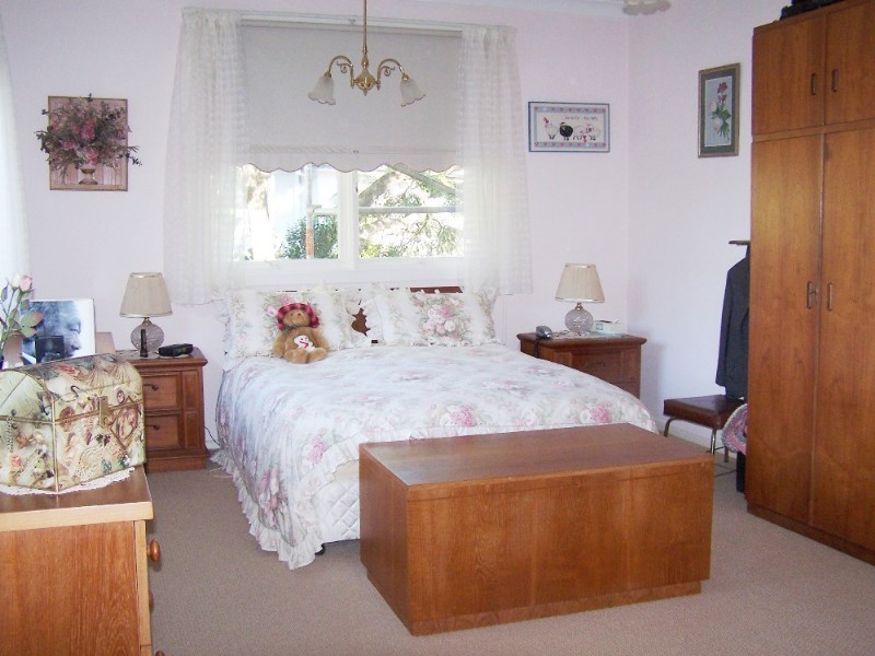 77 Cressy Road, East Ryde NSW 2113