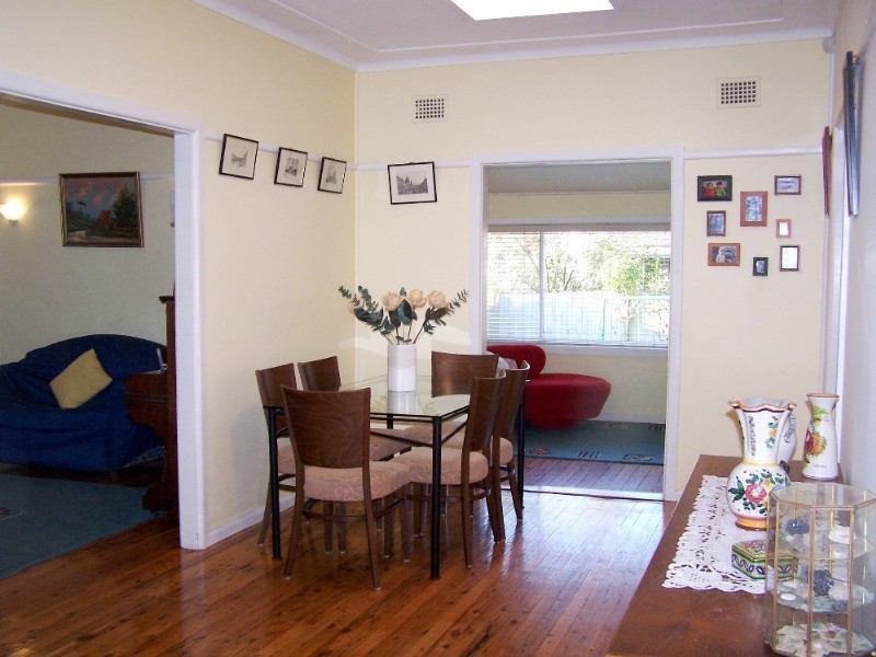 11 Cave Avenue, North Ryde NSW 2113