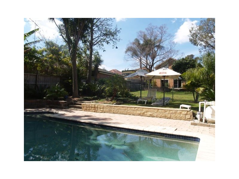 32 Clarke Street, Denistone NSW 2114