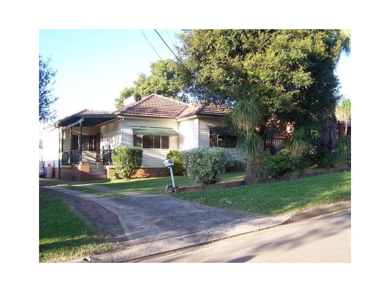 11 Cave Avenue, North Ryde NSW 2113