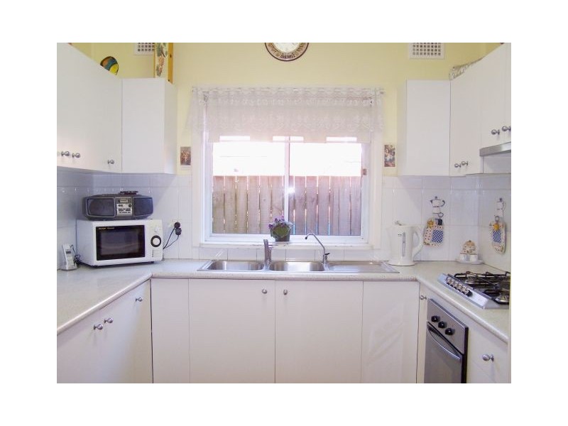 11 Cave Avenue, North Ryde NSW 2113