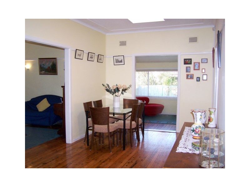 11 Cave Avenue, North Ryde NSW 2113