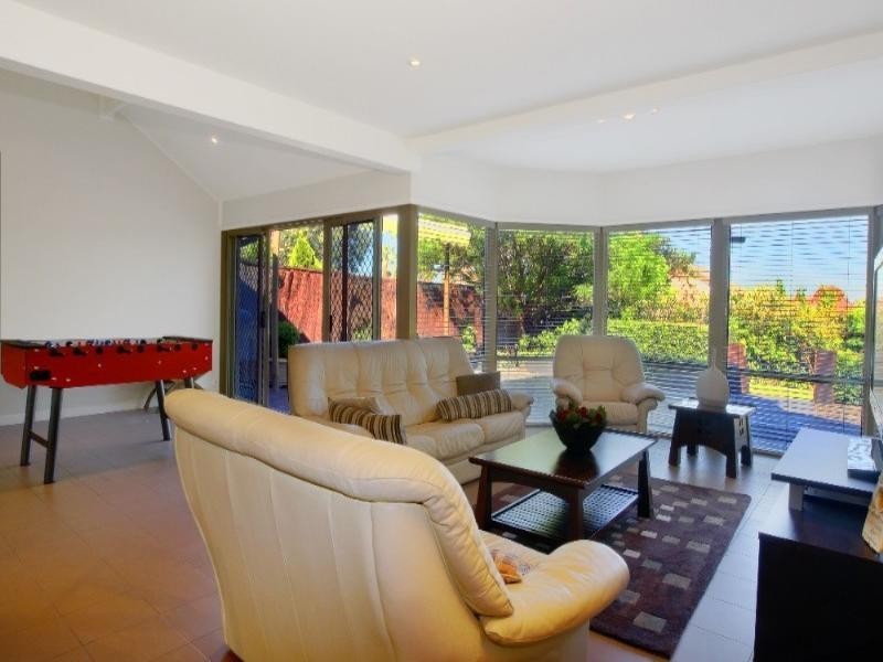 21 Hillcrest Avenue, Gladesville NSW 2111