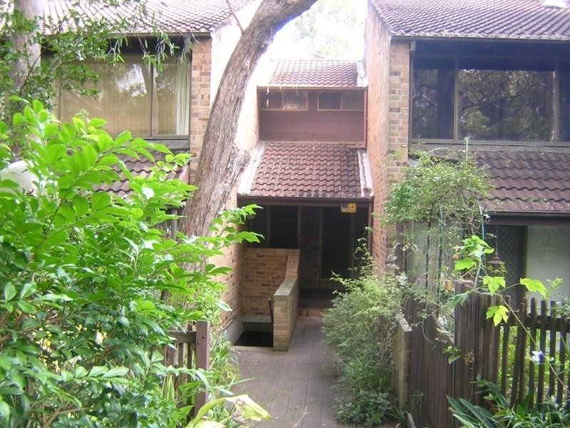 3/30 Busaco Road, Marsfield NSW 2122