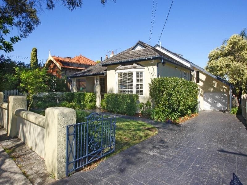 21 Hillcrest Avenue, Gladesville NSW 2111