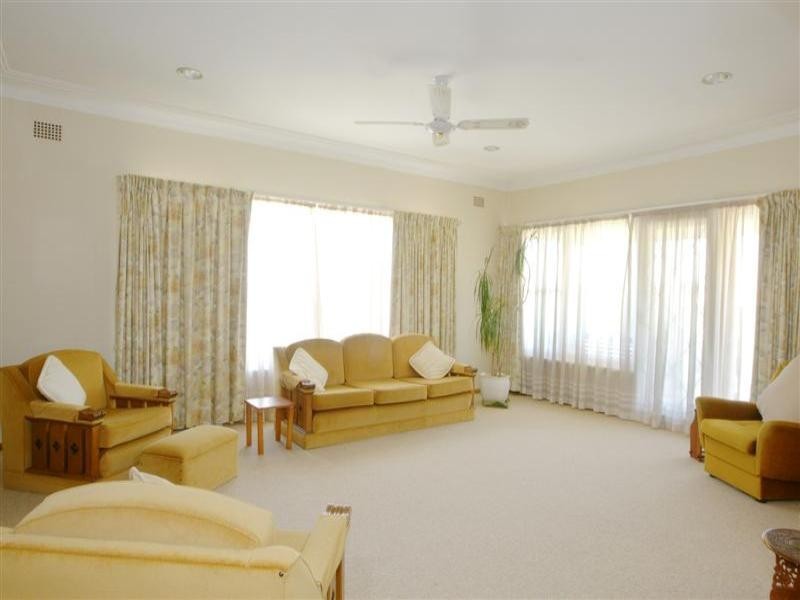 4 Keats Avenue, Ryde NSW 2112