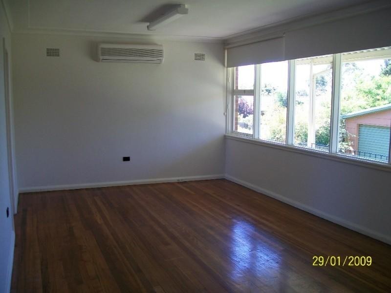 37 Lumsdaine Avenue, East Ryde NSW 2113