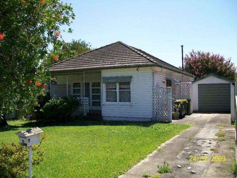 5 Betty Hendry Parade, North Ryde NSW 2113