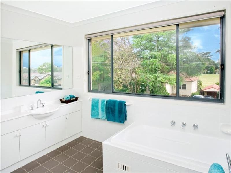 22 Christine Avenue, Ryde NSW 2112