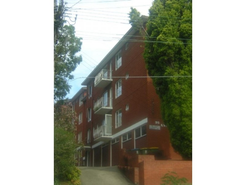 18/35 Meadow Crescent, Meadowbank NSW 2114