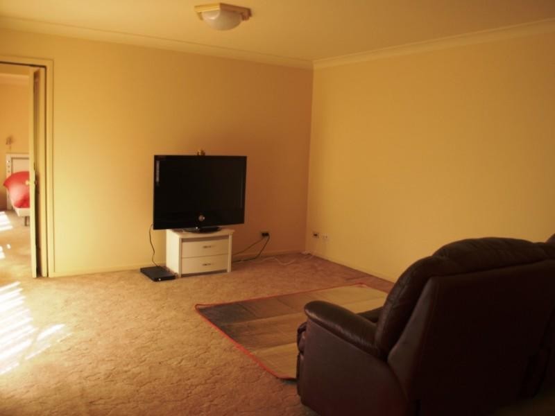 1/41 Cecil Street, Denistone East NSW 2112