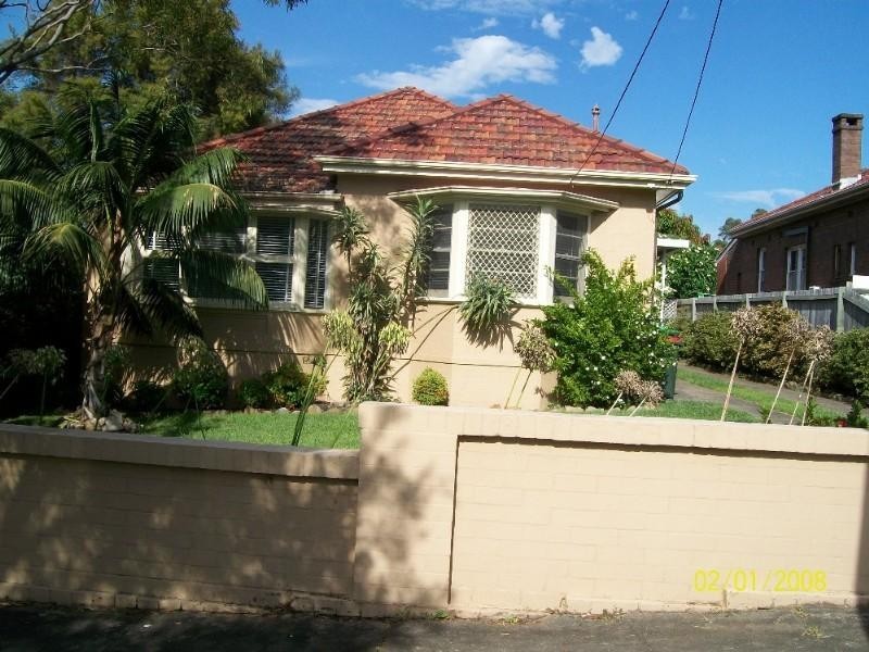14 Loch Maree Parade, Concord West NSW 2138