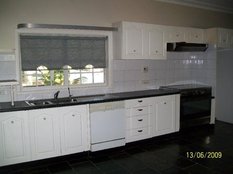 8 Eastview Avenue, North Ryde NSW 2113