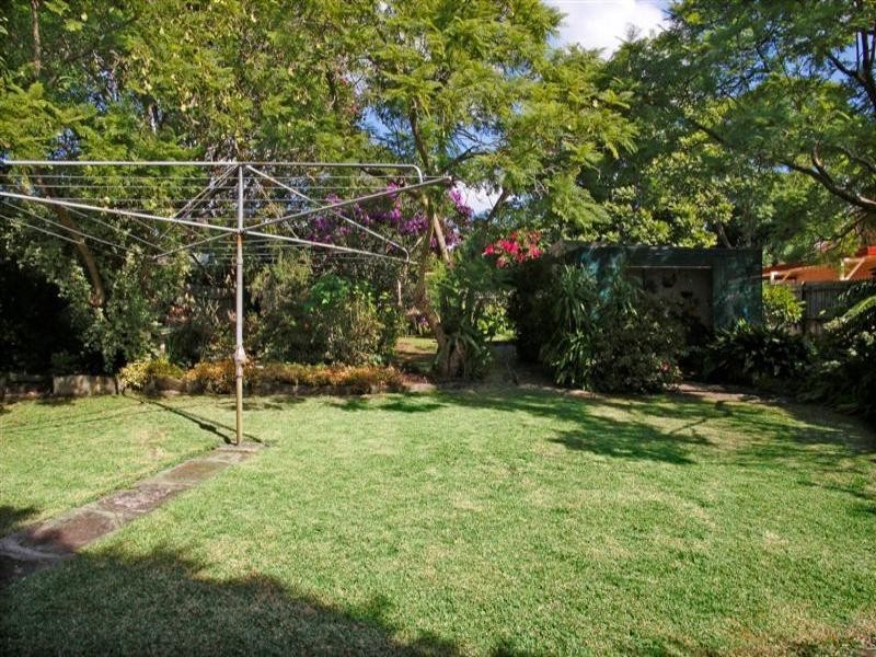 22 Twin Road, North Ryde NSW 2113