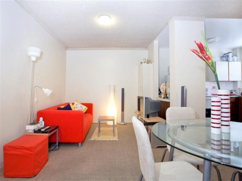 8/14 Union Street, Meadowbank NSW 2114