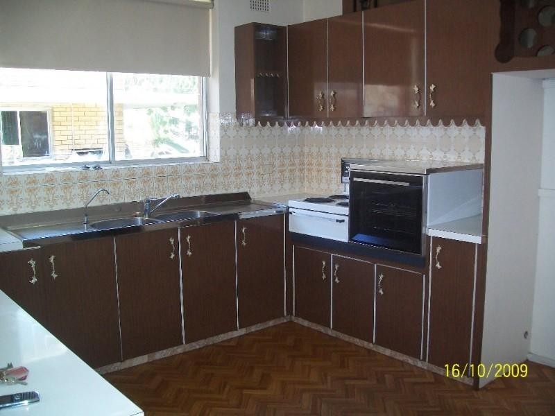 27 Meriton Street, Gladesville NSW 2111