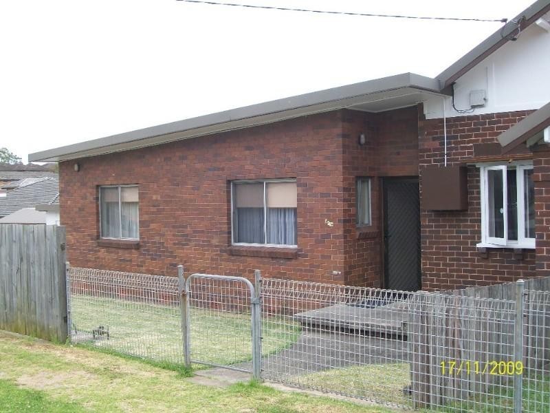 2/14 Bavin Avenue, Ryde NSW 2112