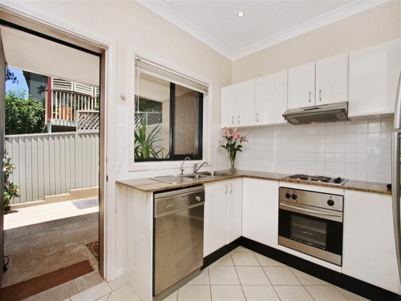 2/4-6 Watt Avenue, Ryde NSW 2112