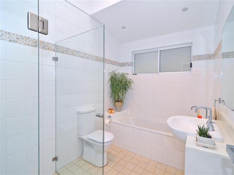 6 Betty Hendry Parade, North Ryde NSW 2113