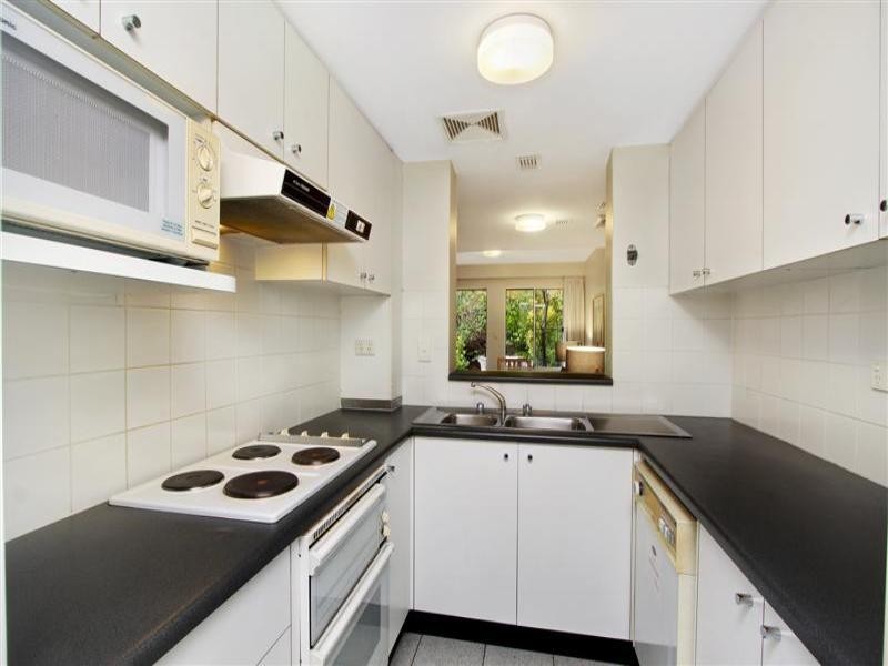 16/2-12 Busaco Road, Marsfield NSW 2122