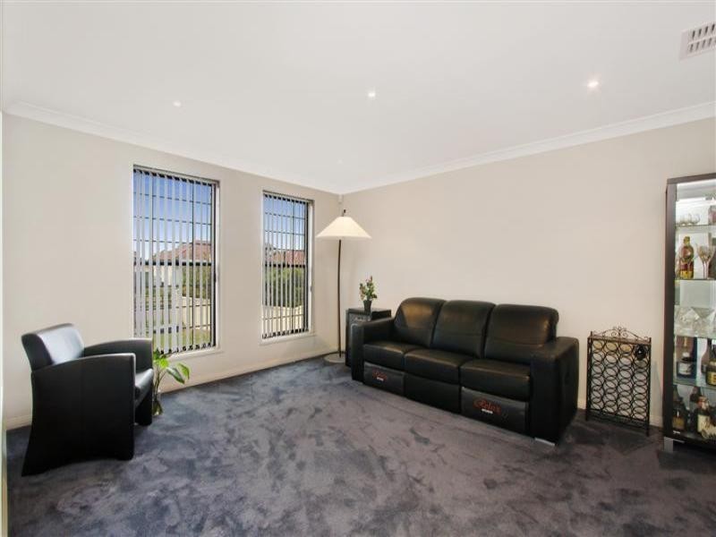 16 Edmondson Street, North Ryde NSW 2113