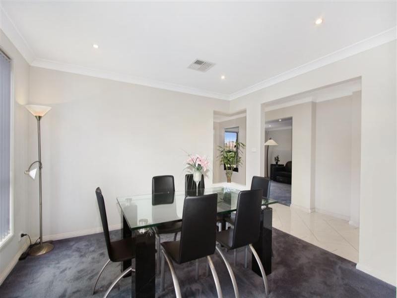 16 Edmondson Street, North Ryde NSW 2113