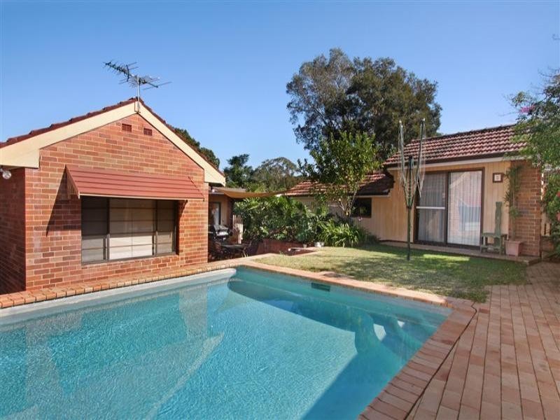 15 Salter Crescent, Denistone East NSW 2112