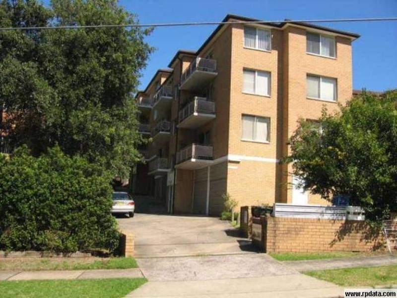 8/26 Price Street, Ryde NSW 2112