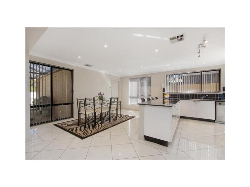 16 Edmondson, North Ryde NSW 2113