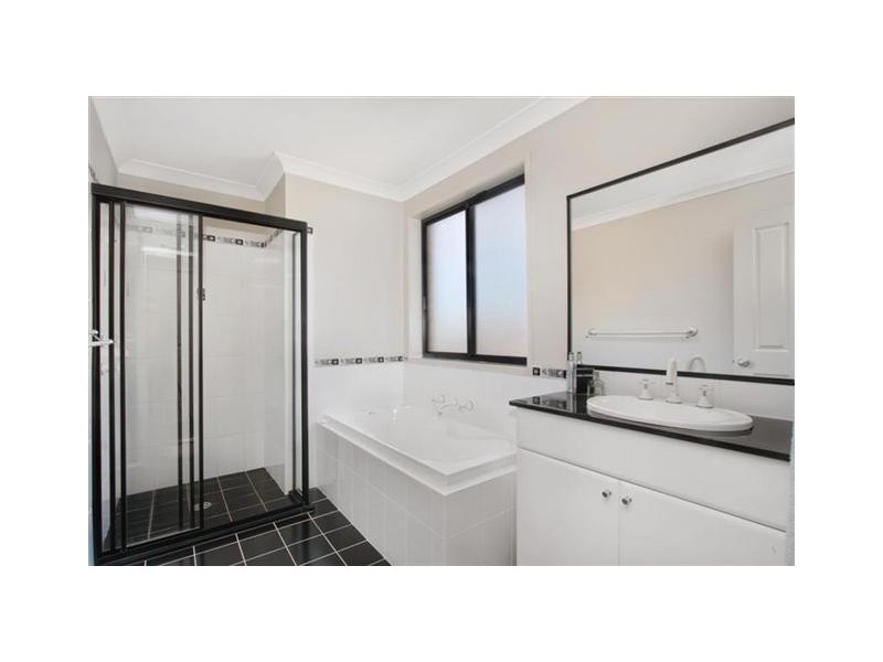 16 Edmondson, North Ryde NSW 2113