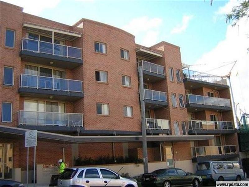 2/97 Anzac Avenue, West Ryde NSW 2114