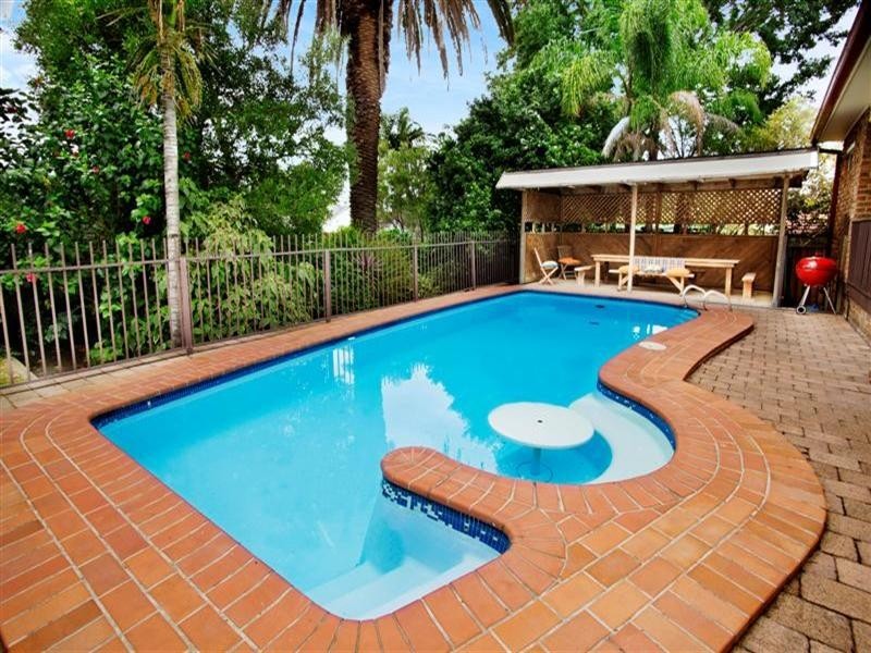 8 Avon Road, North Ryde NSW 2113