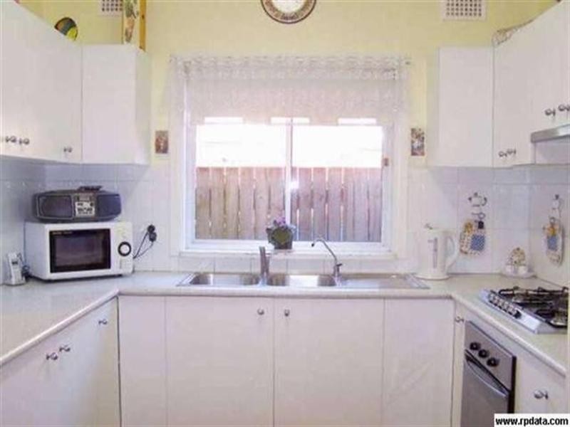 11 Cave Avenue, North Ryde NSW 2113