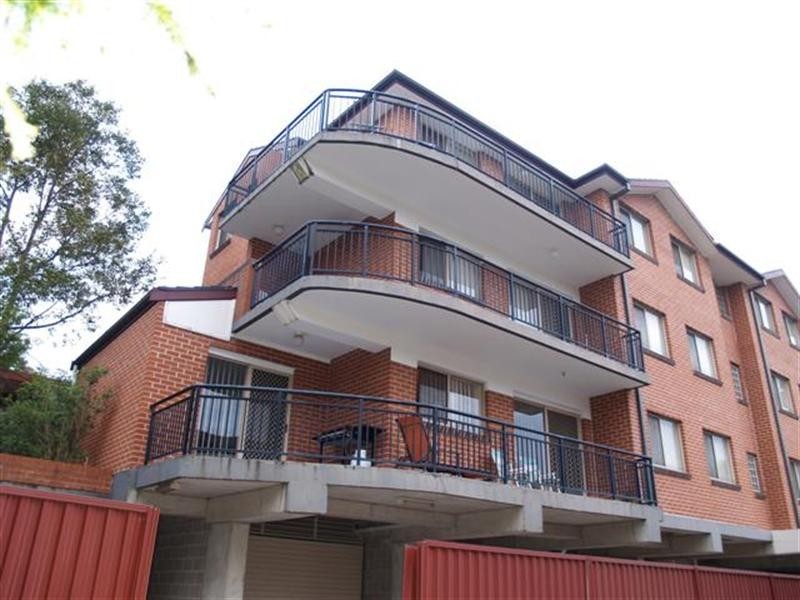 4/2 Edward Street, Ryde NSW 2112