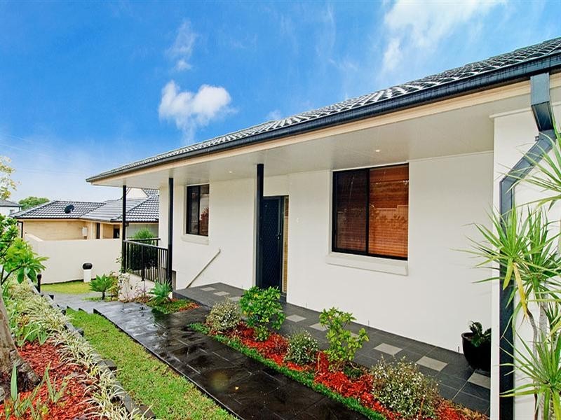 Villa 4/2 Bridge Road, North Ryde NSW 2113